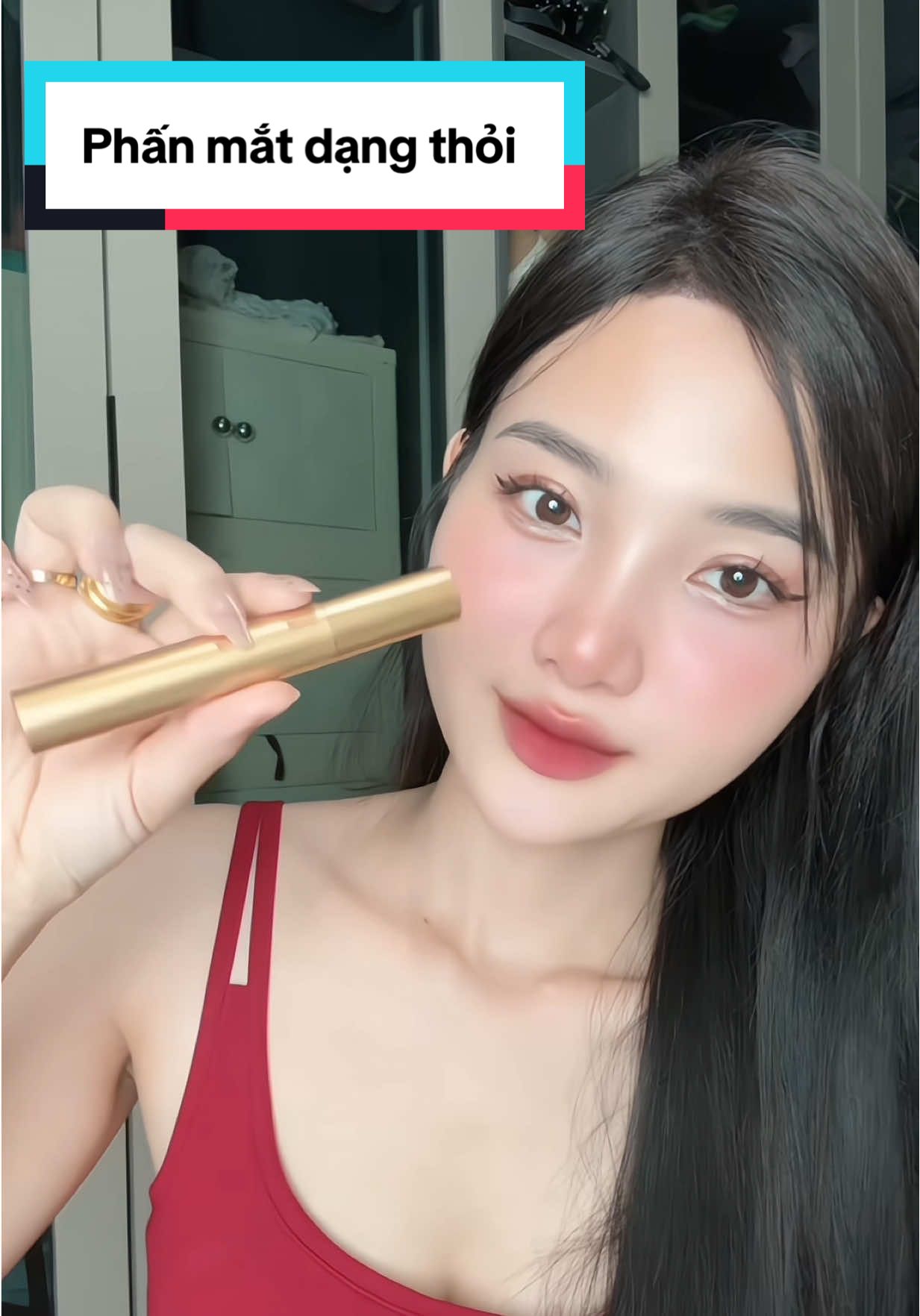Phấn mắt dạng thỏi, Ba Màu, màu nào cũng xinh #phanmatdangthoi #maumat #phanmat #trangdiem #makeup #mebimhiendai #ilusion 