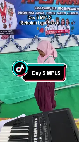 Fashion show😠 #mpls #sekolahluarbiasa #slb 