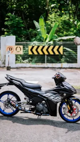 Moto pon x tahan,asyik tangkap gambar je,x gerak2 pon,dah dy jalan sendiri. #y16 #y16zr #y16zrmalaysia #fyp #fypシ #trending #tiktok 