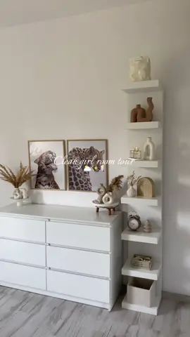 Room tour ⛅️✨🕯️ #cleangirl #RoomTour #room #roomdecor #roommakeover #roomdesign #cleanroom #vanillagirl #bohoroom #cleangirlroom #pinterestroom #glamour #roominspiration 