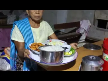 #မြင်ပါများပီးချစ်ကျွမ်းဝင်အောင်လို့🥰🤭  Happy birthday 🎂ပါမေမေ မွေးနေ့အလှူလေးပါရှင့်🙏