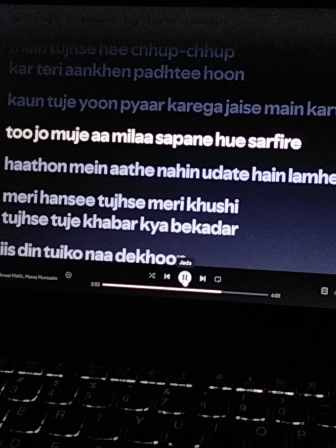 Kaun Tujhe❤️‍🩹🎧 #song #bollywood #lyrics #india #fouryou #fypage #fyppppppppppppppppppppppp 