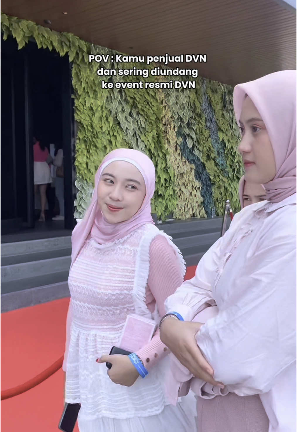 Derisa emang penjual DVN ya bund makanya bisa ikutan event DVN. Beli DVN sama Derisa udah pasti Asli. #dvn #dvnasli