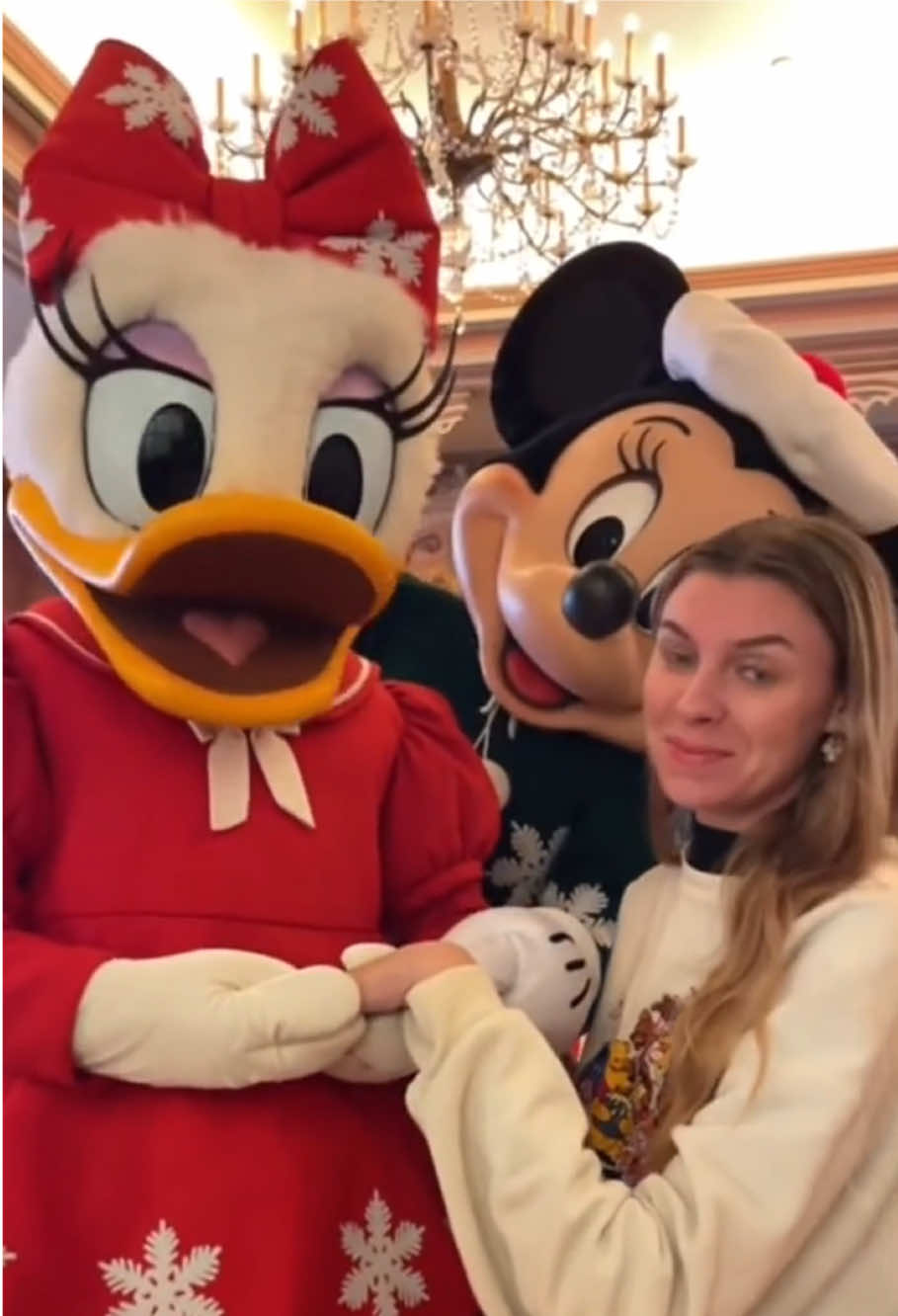 Funny Mickey and Minnie 😂🌈✨#funny #fyp #Love #lovetiktok #froyou #funnytiktok #usa #usa🇺🇸 #disney #disneyland #disneyworld 