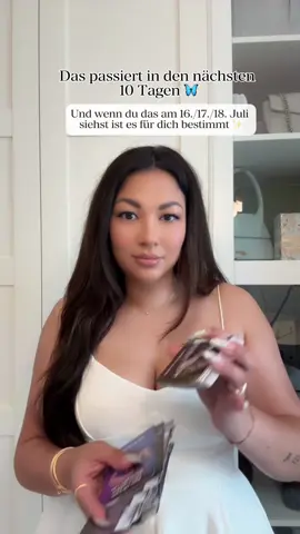 Hallo du wunderschöne Seele 🦋 In den nächsten 10 Tagen könnte jemand sich dir gegenüber unfair verhalten und dich versuchen zu manipulieren, achte hier auf dein Bauchgefühl, wenn du eine schlechte Energie spürst, ziehe dich sofort zurück, denn diese Person ist ein Energieräuber und versucht dich für seine Zwecke auszunutzen.  Du wirst aber das Gefühl haben die nächsten Tage, dass du gewisse Dinge loslassen wirst und es wird dir leicht fallen, weil du wie eine Erkenntnis bekommen wirst und du für dich einstehst. Auch wirst du Situationen reflektieren und es könnte sein dass du sogar dich fragst, wie du in der Vergangenheit so reagieren konntest. Wieso du das alles mit dir machen lassen hast, solche Fragen werden auftauchen. Genau dann spürst du, dass du gewachsen bist und reifer geworden bist.  Jemand wird sich dir wieder annähern und versuchen Kontakt mit dir aufbauen, es könnte jemand aus der Vergangenheit sein, aber nicht jemand der in deinem Herzen ist, sondern jemand dem du schonmal eine Abfuhr verteilt hast. Diese Person versucht es nochmal bei dir zu landen und sich von der besten Seite zu zeigen. Entscheide intuitiv wie du mit dieser Person umgehen möchtest.  ♡ Speichere dieses Reel, folge mir und schreibe „Ich danke dem Universum und Gott für diese Informationen und akzeptiere sie in meinem Leben. Ich bin bereit für Veränderungen. So sei es.