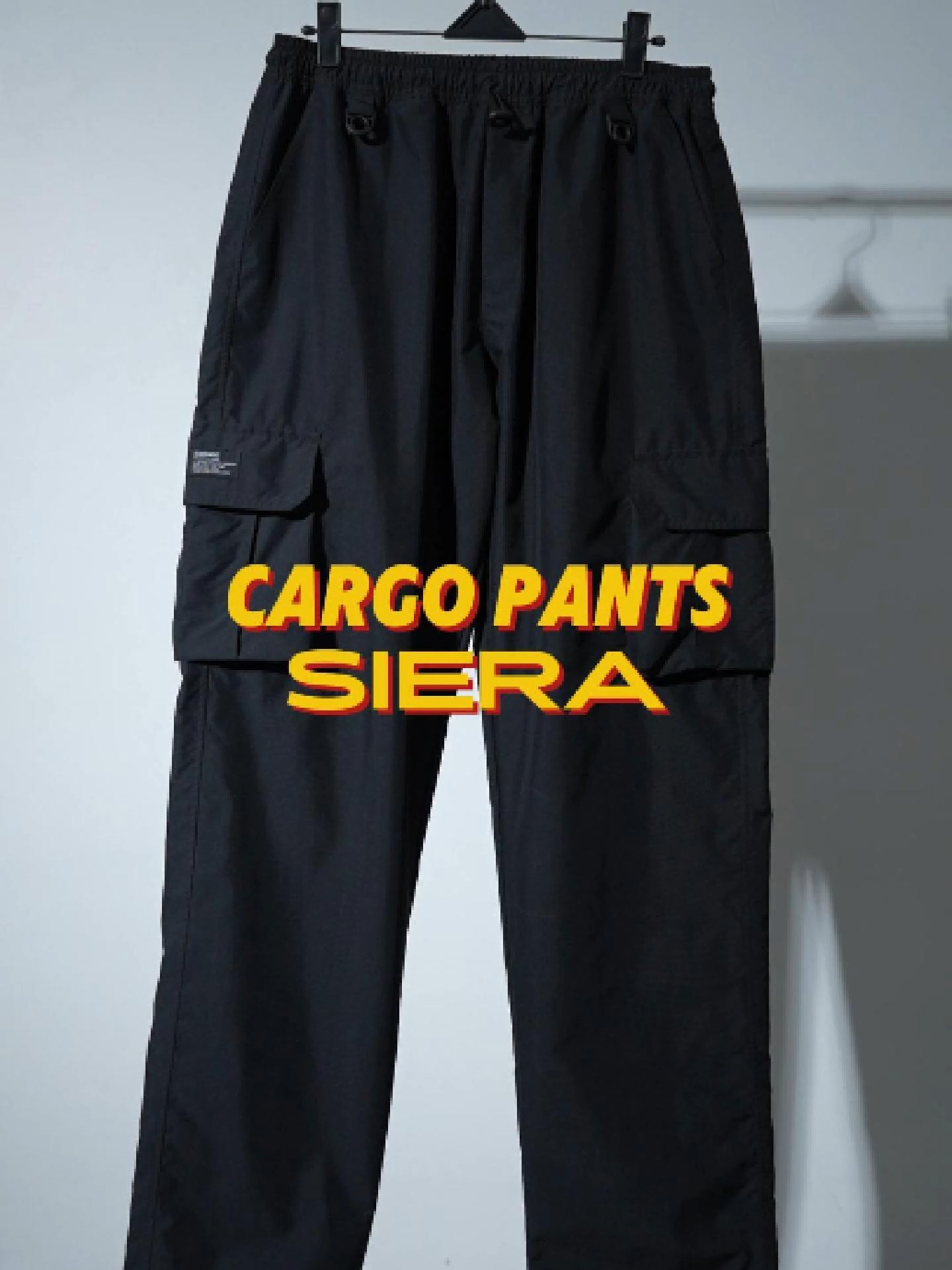 Celana cargo dengan bahan premium polyester yang pastinya nyaman saat di pakai, jangan lupa untuk cek keranjang kuning untuk cekout ya!! #screamous #screamous_store
