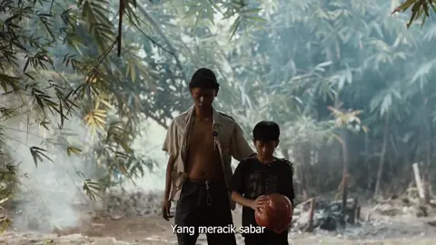 Film pendek - Nrimo || Full video ada di youtube kami atu bisa langsung saja klik link yang ada di bio🙏🏻 #cahnjeblug #prewelek #katakata #katakatabijak #motivasi #story #fyp 