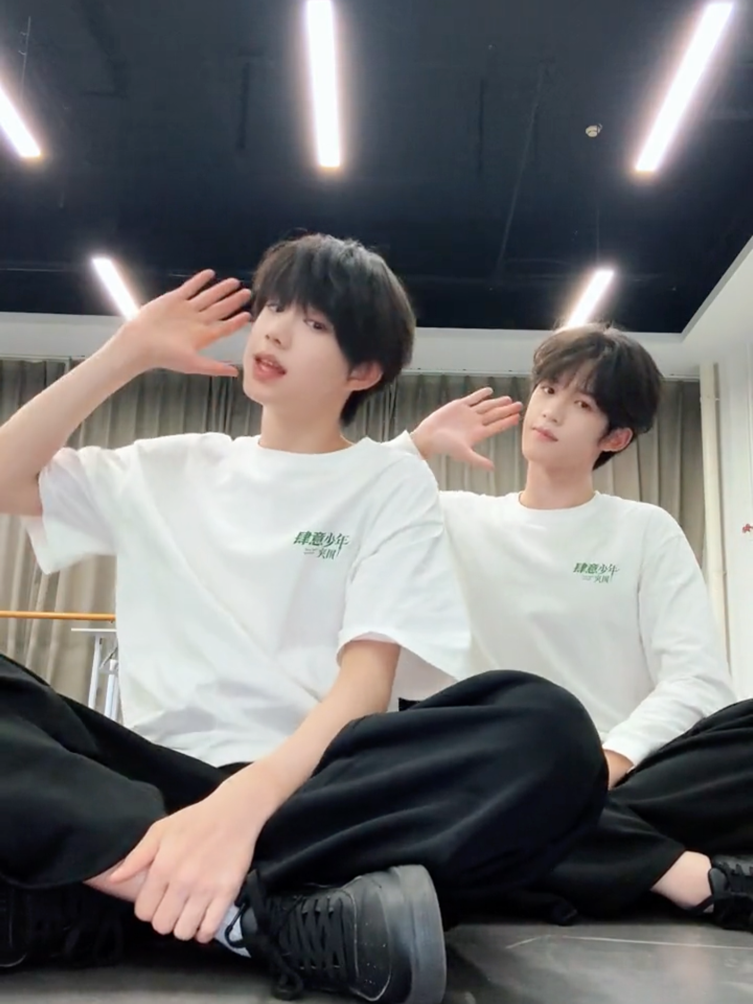 全世界都听见 #TF家族练习生 Guan Junchen, Chen Yiheng  #HeartBeating#fyp
