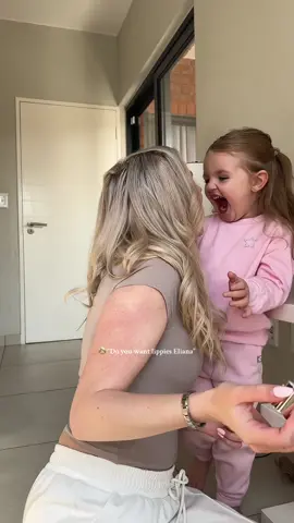 Poor girl got a little skrik and said “heyyyy🫨” but decided to join in on whatever this was😭😂 #fyp #foryo #mom #momtok #foryoupage #trend #trendingvideo 