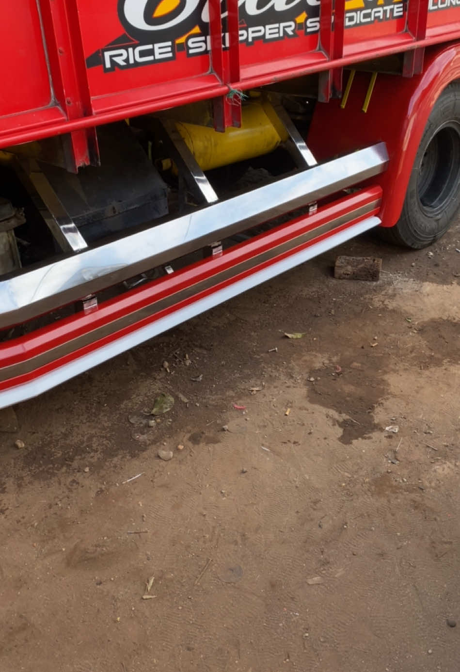 pengaman herex kombinasi stainless atas + hidrolik bagian bawah🔥 #blitar24jam #variasitruk #fyppppppppppppppppppppppp #komunitastrukindonesia #trending #trucklifestyle 