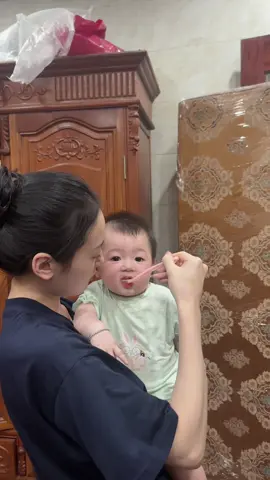 ❤️❤️❤️#tromviaconyeu #giadinhthanthuong #embedangyeu #findpeace #trecondethuong #giadinhhanhphuc #cutebaby 