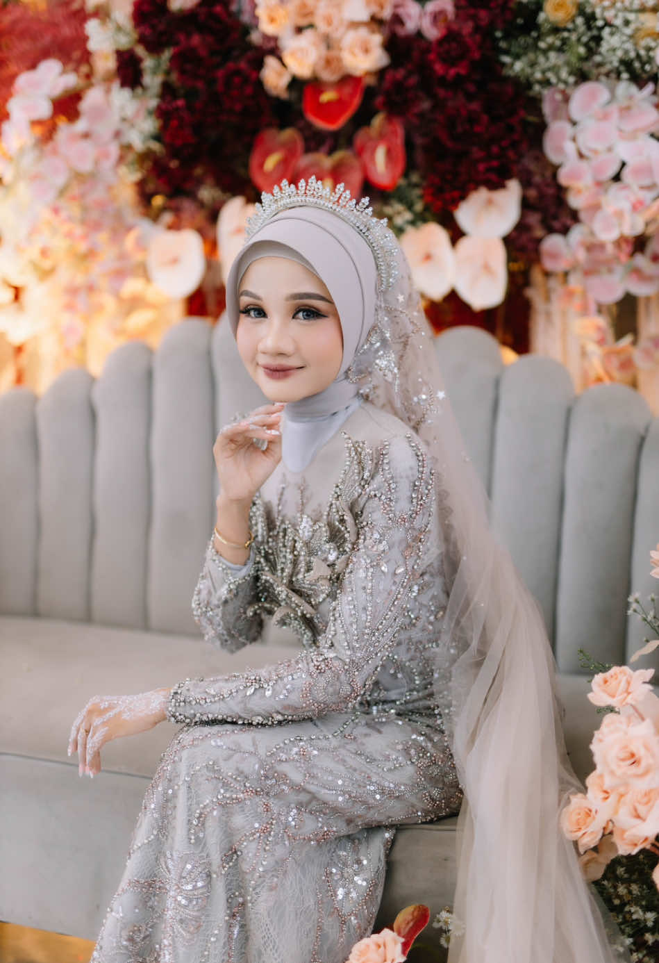 Untuk sekali seumur hidup, keluarkan geal geolmu 😋😆 #wedding #saewedding #makeupbyfirda 