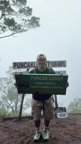 Apakah Gunung Puncak Lumut Sukamakmur, Bogor ini cocok untuk pemula? Cekidot bareng @ocha nugraha 🍒 