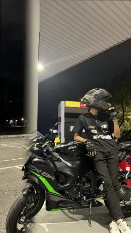Mcm ade yg kurang je                                                              #CapCut #leo #foryou #biker #zx6r #fyp 