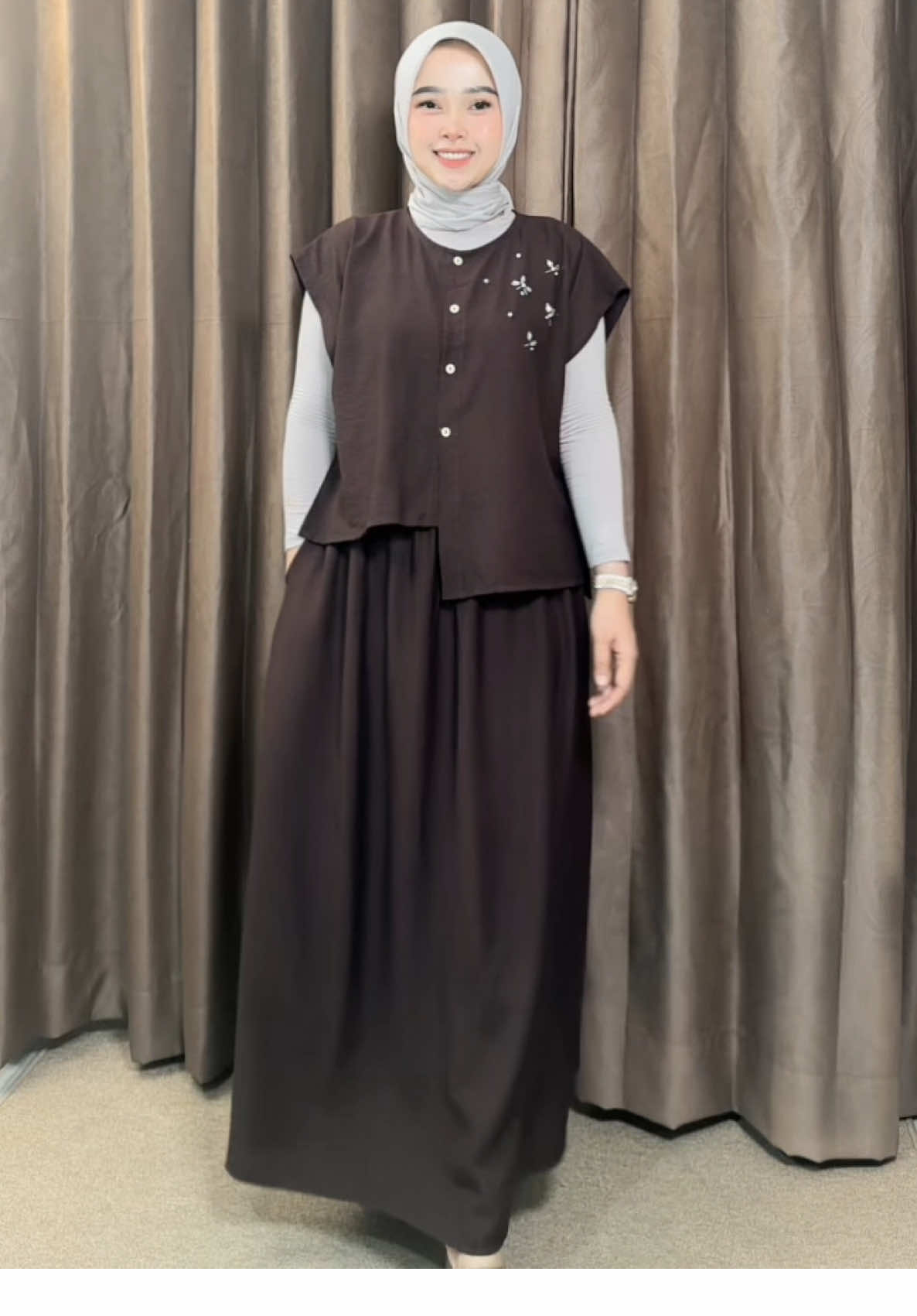OOTD simple satset pake Oneset aliya 😍