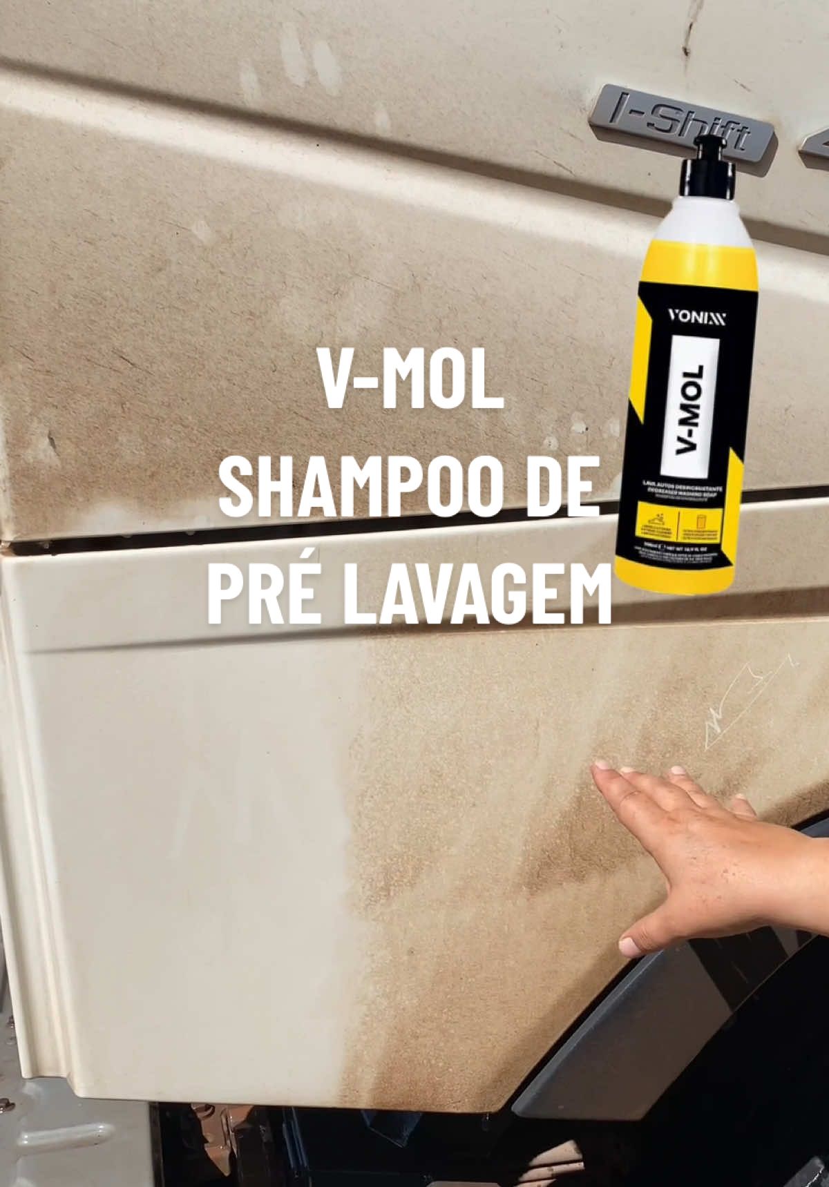 🧼 V-Mol Vonixx: a primeira defesa contra a sujeira pesada! Shampoo de pré-lavagem com alto poder de limpeza, ideal para remover a sujeira antes do contato com a pintura. 💪 Evita riscos e promove uma lavagem mais segura e eficiente. ✅ pH neutro ✅ Alto poder desengraxante ✅ Ideal para veículos muito sujos 🚗 Quer resultado de verdade? Comece com o V-Mol! #lavagemdetalhada #esteticaautomotiva #detail 