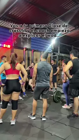 Cuando la gente está en su primer clase de crossfit y de repente empieza a escuchar un dialecto muy extraño #crossfitibague #crossfithumor #Crossfit #crossfitcolombia #crosstraining #ibaguecrossfit #ibague #colombiacrossfit 