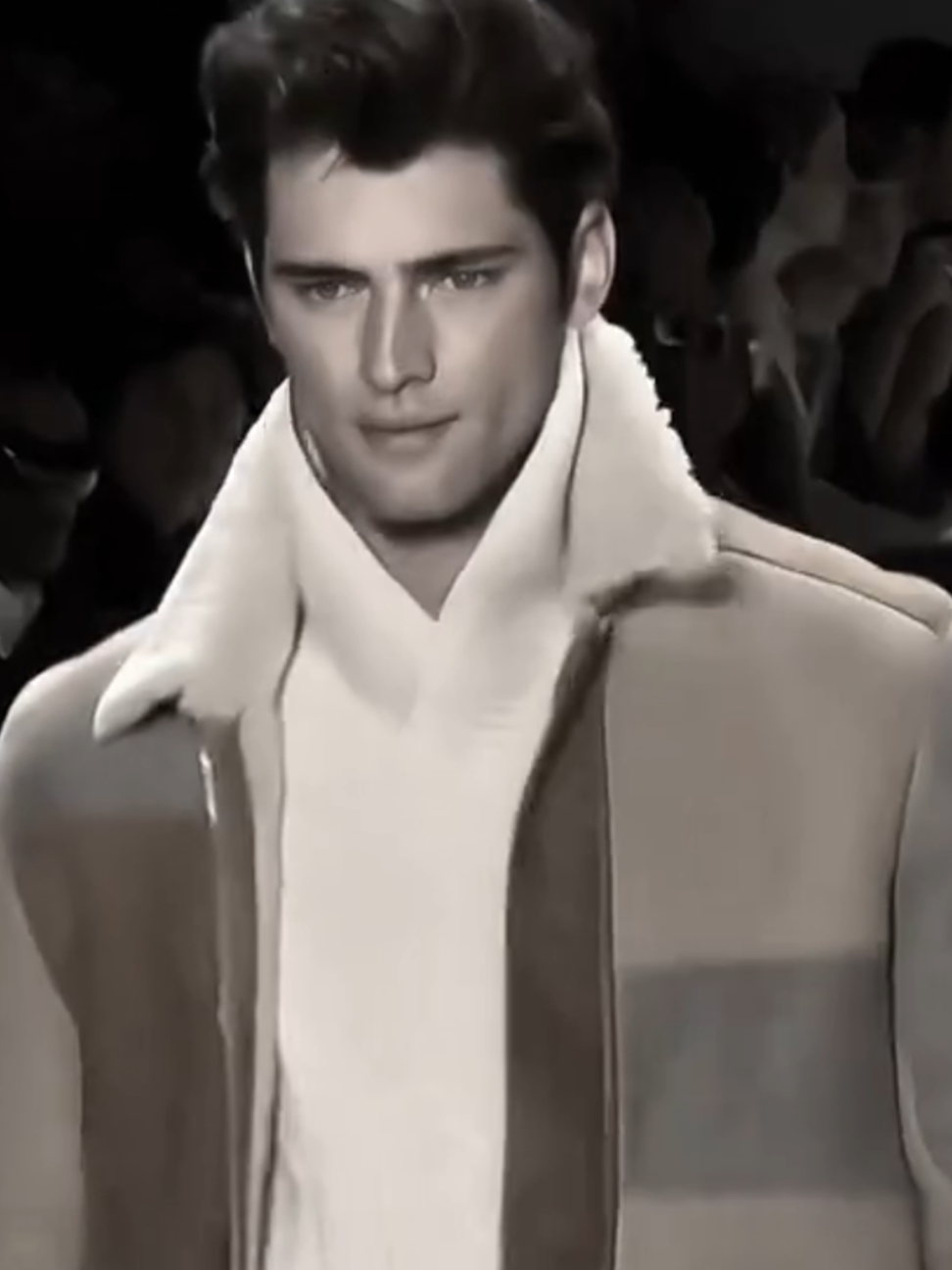 #bp #blackpil #lookism #looks #geneticlottery #beauty #looksmax #psl #model #mewing #darktriad #chico #jordanbarrett #modeling #looksmaxing #fyp #foryoupage