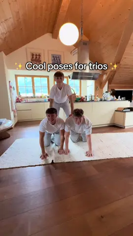 @BayernElite🔵⚪️ part 2 abchecken! #trio #foryou #poses #funny #viral_video 