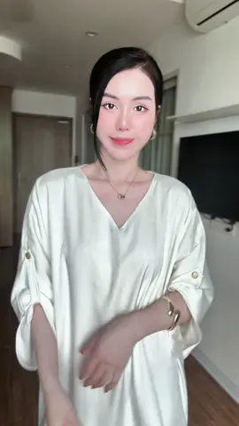 Lỡ đặt chênh sz mà mặc lên cũng xinh quá nè mí bà #vayxinh #outfit #xuhuong #thoitrang 