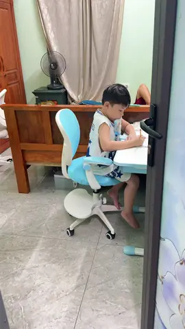 các mẹ xem có cần thiết cho con không nhé #mebenken #mevabe #banhocgapgon #banhocsinh #banhoc 