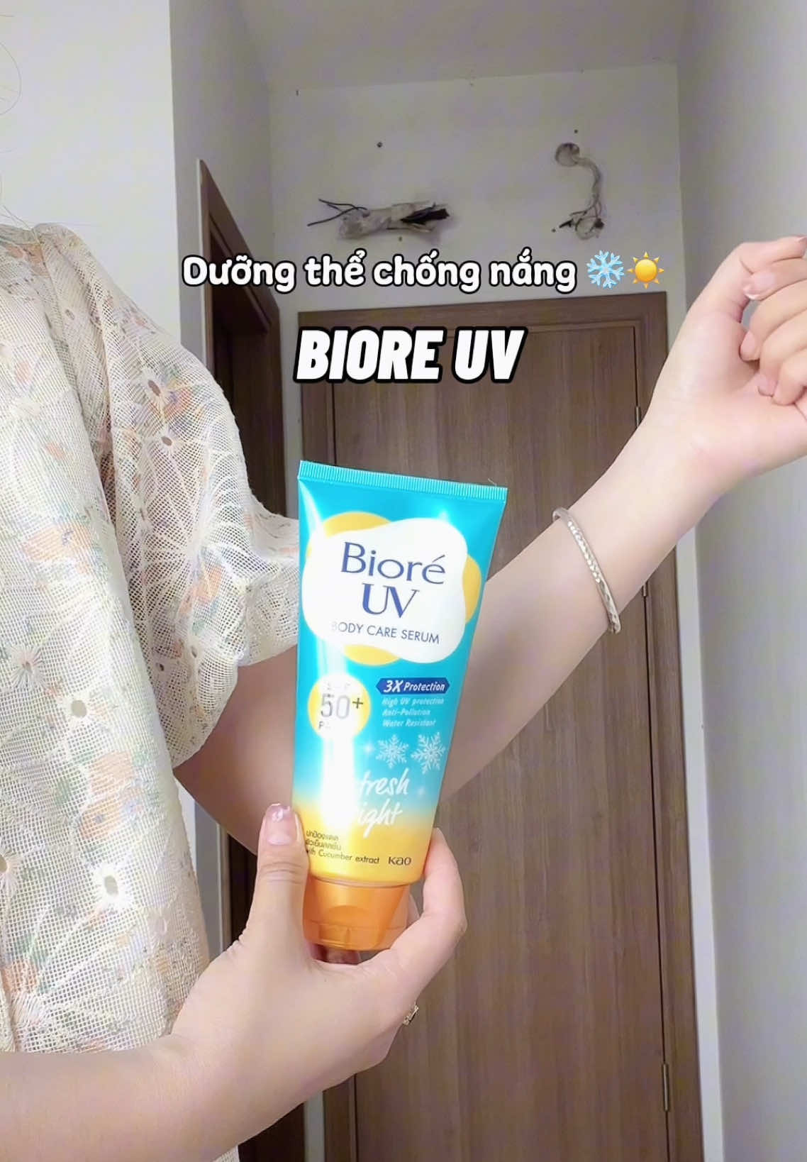 Chống nắng đi biển aa 🌊 Serum dưỡng thể chống nắng Biore UV Refresh Bright #hgreview #biore #bioreuv #bioreuvfreshandbright #kemchongnangbody 