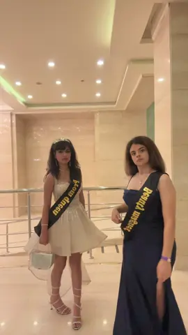 PROMM @Perla #fypp #bff #bffs #ثانوية_عامة #prom#promo25 #2025#shams 