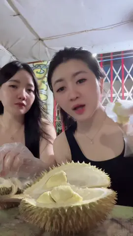 Obrolan yg random😭😂 mam durian enak 