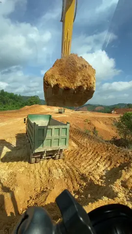 Đẵng lâu lắm rồi chưa được xúc xe ae ơi 🤣🤣🤣#xuhuongtiktokk #xuhuong #xu 