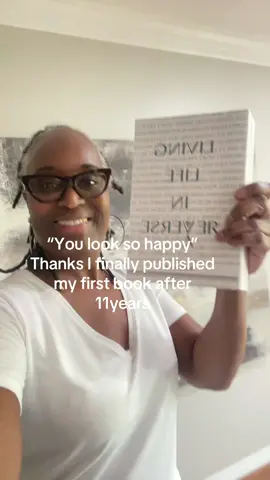 Writing a book with dyslexia is not for the weak #BookTok #blackauthor #books #blackauthor #BlackTikTok #fyp #bookrecommendations #mentalhealthmatters #trauma #booksabouttrauma #women 