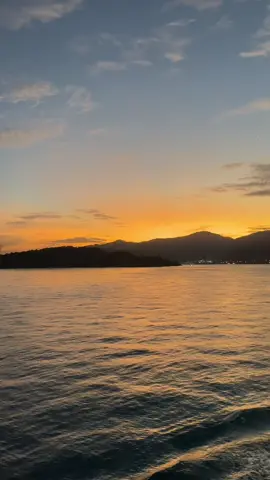 Sumatera 2025 🤍 #awan #pelabuhanmerakbakauheni #merakbakauheni #pantai #fyp #sunset  