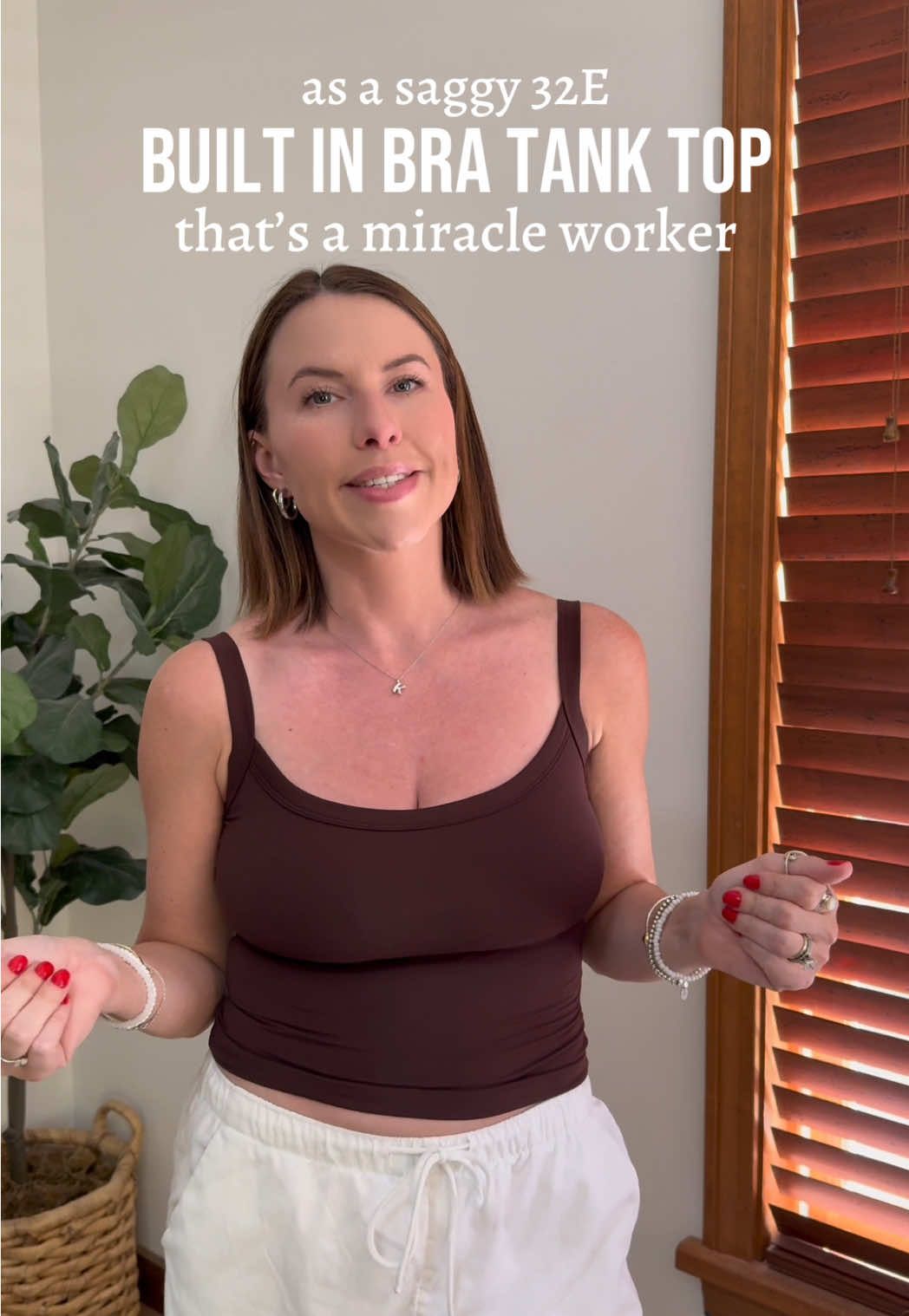 not to be dramatic but these built in bra tanks are a miracle worker #fullerbustfashion #summertops #amazontops #builtinbra #bigchestapproved #largecheststyle #tanktop 