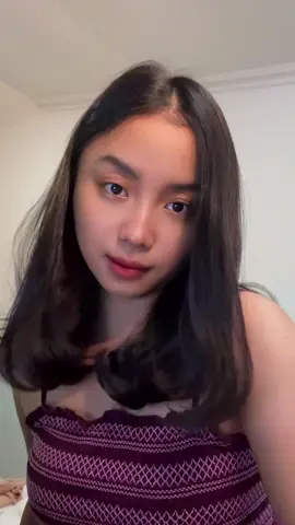 Bulu matanya kaya botak😔
