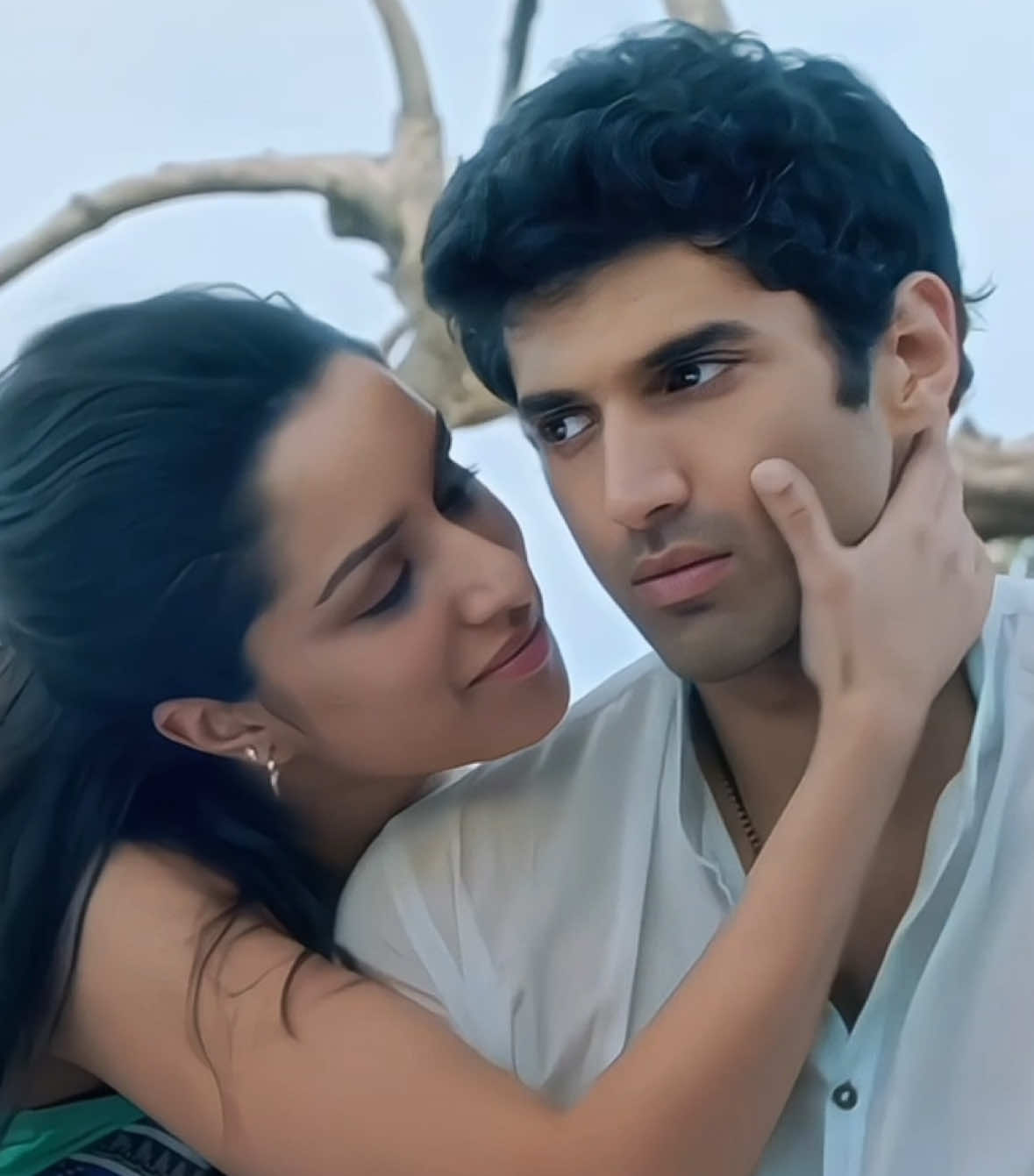 tum hi ho🤍 | sp: zimpinglite | #shraddhakapoor #adityaroykapur #adishra #aashiqui2 #tumhiho #bollywood #foryou 