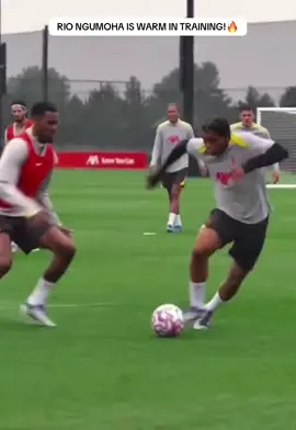 He is gonna be a problem this season!! #football #footballtiktok #w3sport #training #skills #footballtricks #liverpool #PremierLeague 