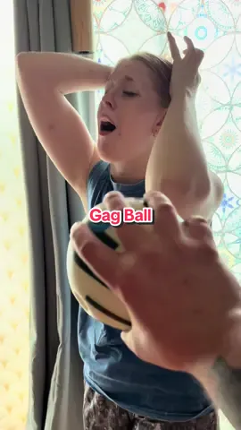 Gagging around 