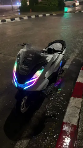 #pcx160 #barosenjoy #streetyouths #อภิวัฒน์⚡️ #ไฮบิด⚡ 