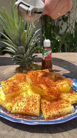 Esto es lo que le pasará a tu cuerpo si comes piña todos los días durante 2 semanas 😱🍍 #piña #alimentos #comidasaludable #salud #consejosdesalud #viral 