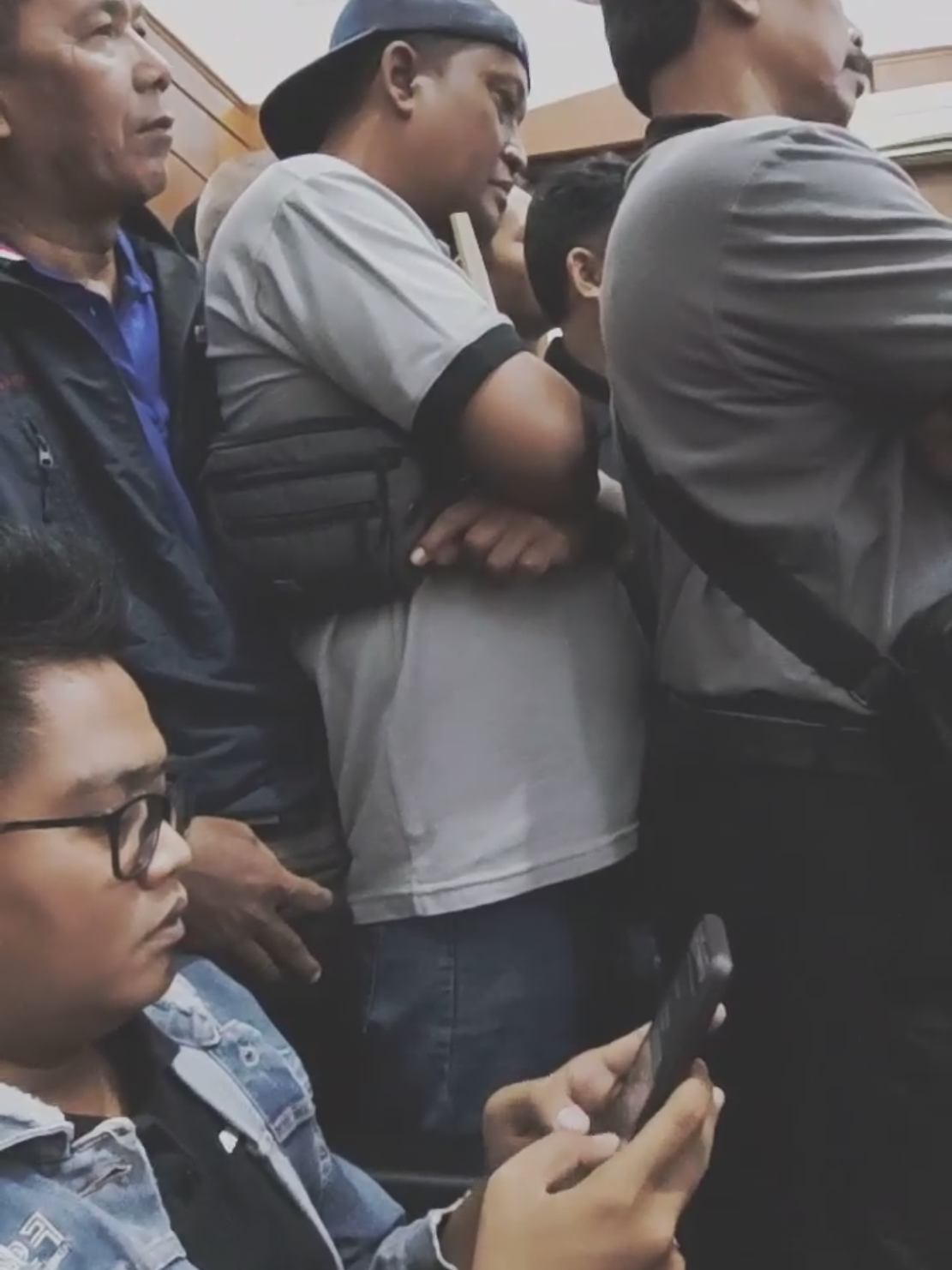 Beberapa keterangan dari saksi ahli tentang PKPU, mari kita perhatikan poin poin penting tentang PKPU, mari kita bersatu saudaraku seluruh karyawan PT pakerin &JUI perusahaan tempat kita mengais rezeki sedang darurat pailit,rapatkan barisan mari kita doakan semoga gugatan ini berakhir damai dan perusahaan ini bisa beroperasi normal kembali#tiktoklive #livehighlights 