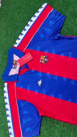 Camisa Barcelona Retrô 1994/95 …. Disponível ✅ . . #barcelona #retro #classics #looks 