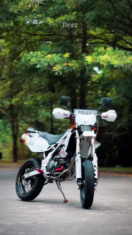 වෙනසකින් හමුවෙමු 🥺🤍….#tik_tok #capcut #viralvideo #dtracker250 #kawasakaidtracker #D2 #srilanka🇱🇰 #japabikes #ABU8805 