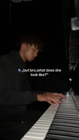 tag her ❤️🎹 #fyp #piano #calm #pianotok #jetelaisseraidesmots #pianocover #musician 