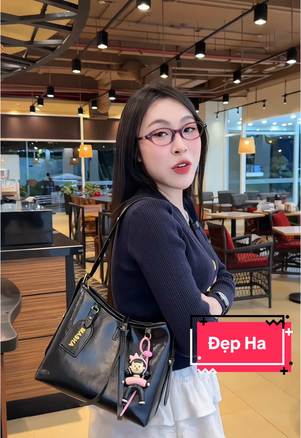 Túi Kèm Charm Đẹpp Ha #tramtinhanh #viral #tui #tuixach #tuixachnu #tuideovai #tuixinh #tuidep 