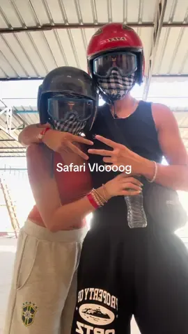 Haben auf Insta auch meega coole bilder vom Trip hochgeladen: kar1nadefreitas 🫶🏼 #couple #egypt #trip #fürdich 