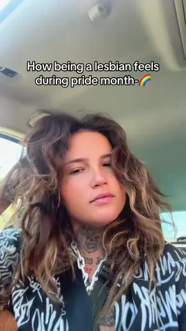 It’s okay I’m trained for this lmao #fyp #lesbiansoftiktok #wuhluhwuh #wlw 