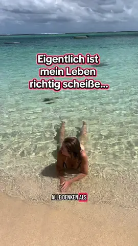 Antwort auf @jaikie  Remote Work klingt nach Freiheit, ist aber nicht immer easy 🫣 #digitalenomadin #remoteworklife #freelancelife #realitätscheck #auswandern2025 #onlinearbeiten #freelancerin #travelandwork #digitalenomadlife #weltreise 