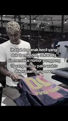 lihatlah leo🥺🥺💙❤#barcelona #fcbarcelona #viscabarca🔴🔵 #viscabarça #messi #leomessi #lamineyamal #storytime #story #zyxbca #zxycba #foryoupage #fypシ #fyp #fypage #fypp 