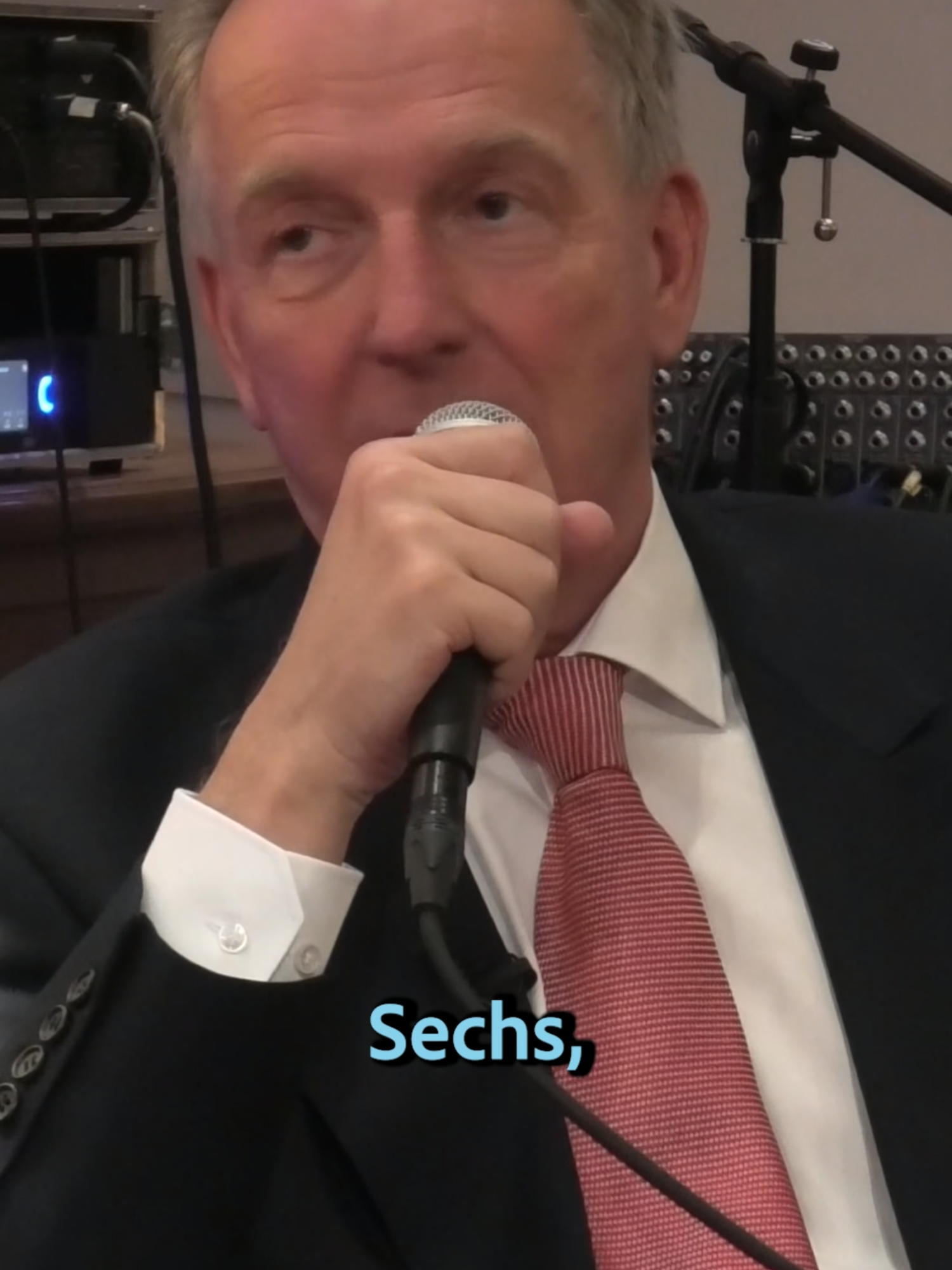 #Trump - Haushaltspolitik eine glatte sechs. #USA - Das gesamte Interview gibt's hier zu sehen:  https://www.youtube.com/watch?v=_lOh1B3jU7Y