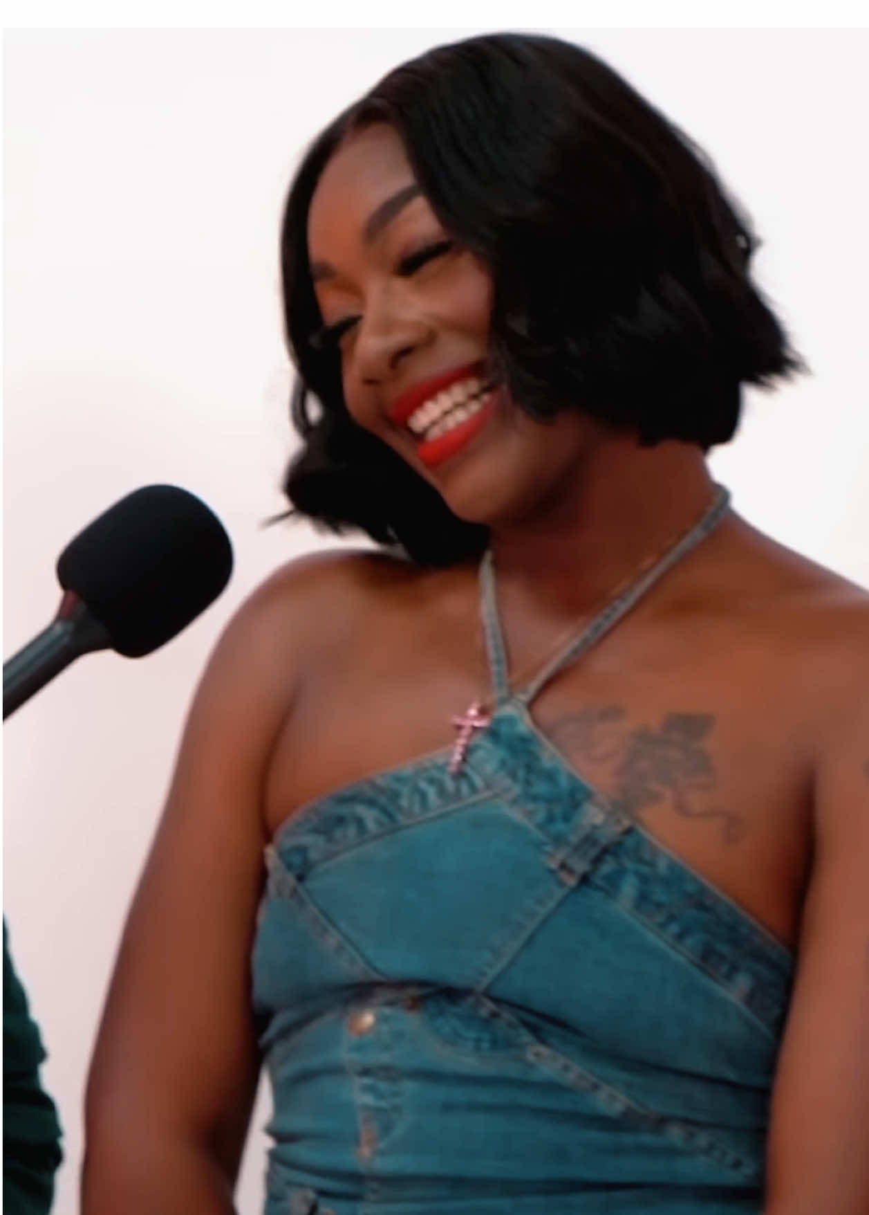 Pop The Balloon or Find Love | Featuring Arlette Amuli #poptheballoon #viral #dating #poptheballoonorfindlove #girls #blinddate #perfectmatch 