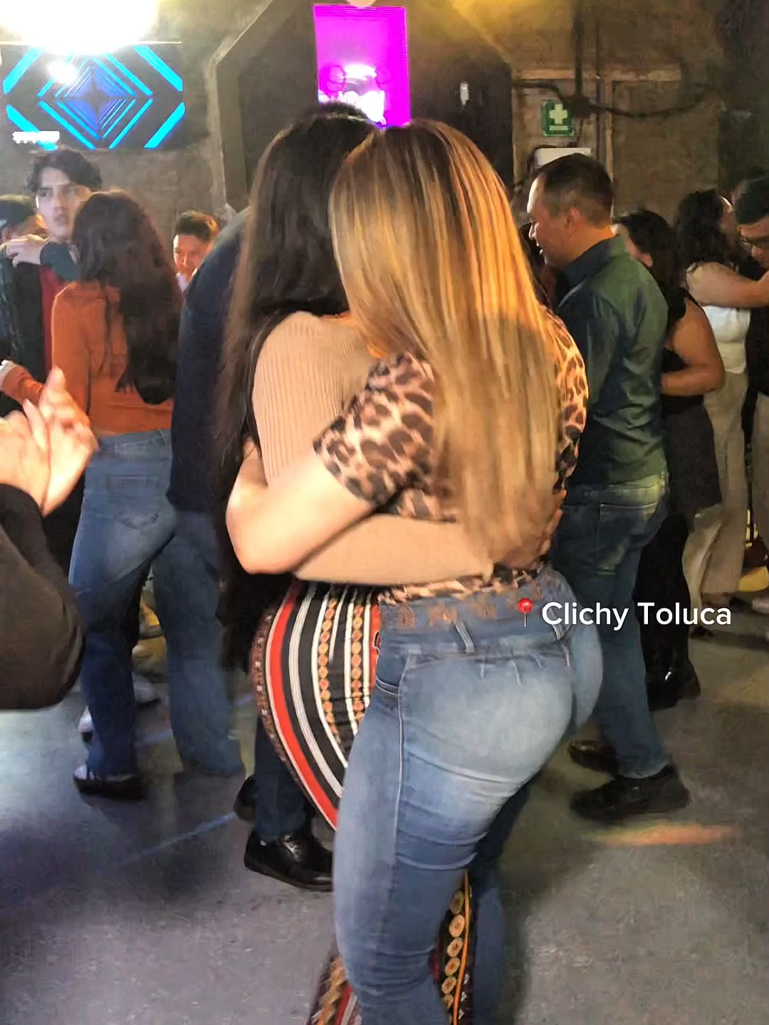 💥 La experiencia Clichy: Entras a bailar… y sales con historias que ni tú te crees. 😏🕺🔥 #ClichyToluca #ExperienciaClichy #NocheDeLocura #DondeLaFiestaComienza #fyp #parati #fyppppppppppppppppppppppp #paratiiiiiiiiiiiiiiiiiiiiiiiiiiiiiii #bar #portalesdetoluca #antro #todosloscaminosllevanaclichy #toluca #clichyexperience #DondeLaFiestaComienza #metepec #fyp
